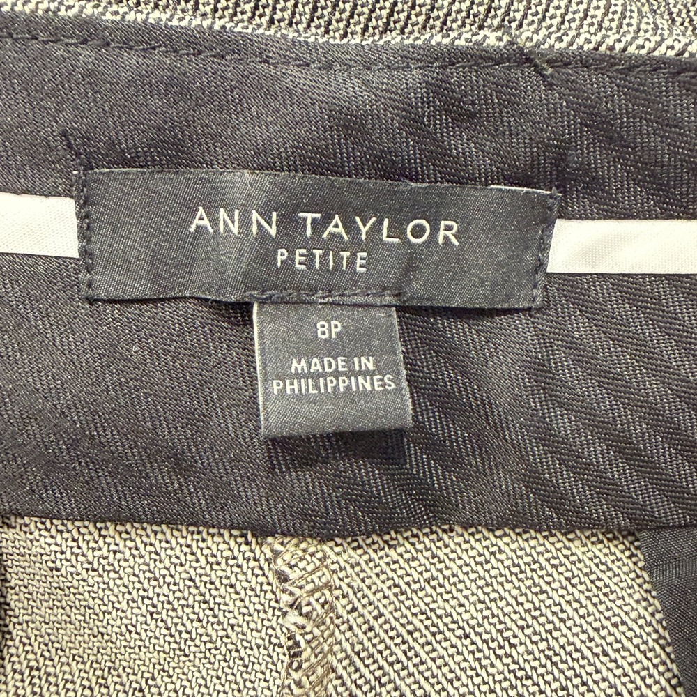 ANN TAYLOR Grey Herringbone Wide Leg Cropped Culotte Pants 8P - Picture 3 of 6